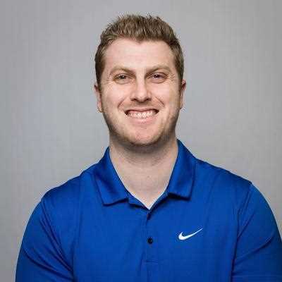 Photo of Andrew Carlin, PT