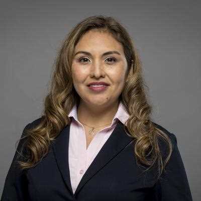 Photo of Maria Giron de Marza, MD