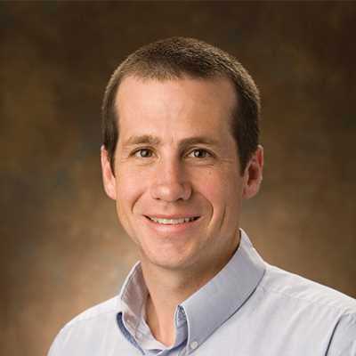 Photo of Lon McQuillan, MD
