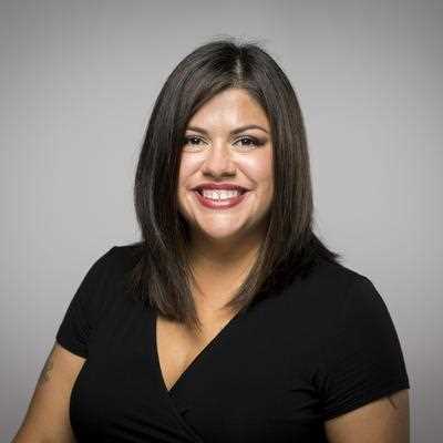 Photo of Amber Subialdea, WHNP