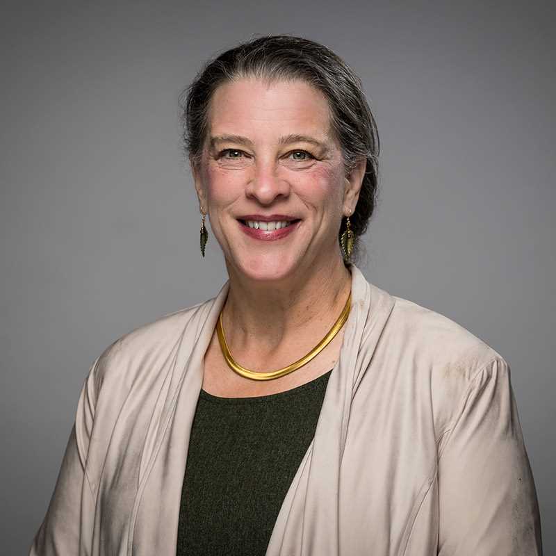 Photo of Linda Deacon, MD