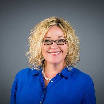 Photo of Holly Almond, FNP